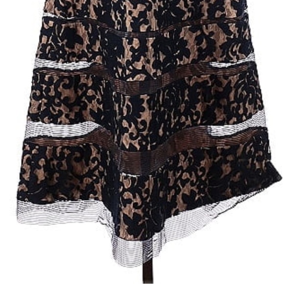 Women’s Size 2 (Altered Length) - Tadashi Shoji Navy and Tan Formal Dress - Picture 4 of 4